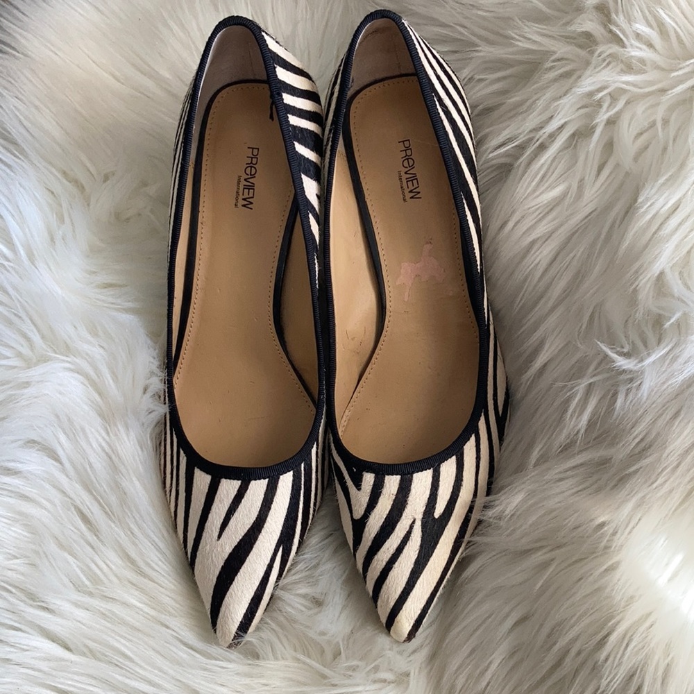 Preview International sz 8 1/2 Heels